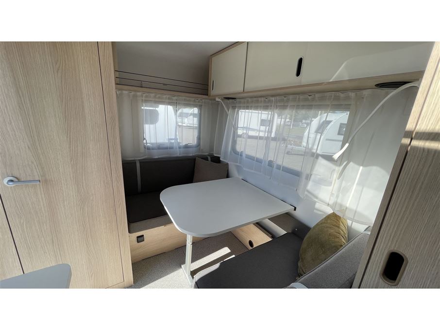 Adria Aviva 400 PS